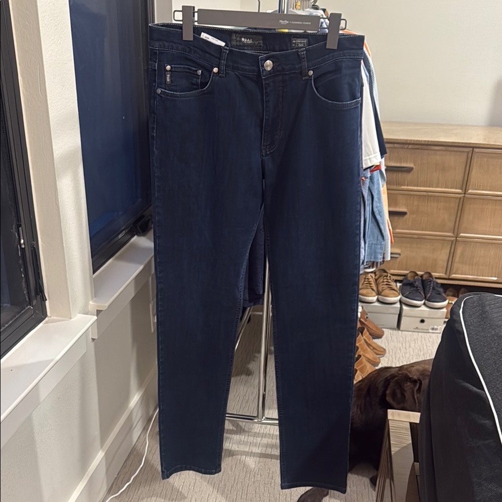 Blue Slim Fit Jeans with Classic Style